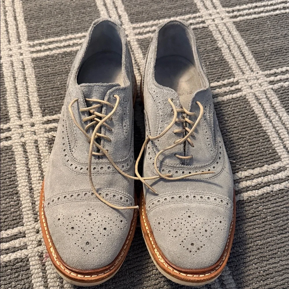 Allen Edmonds - Picture 1 of 5